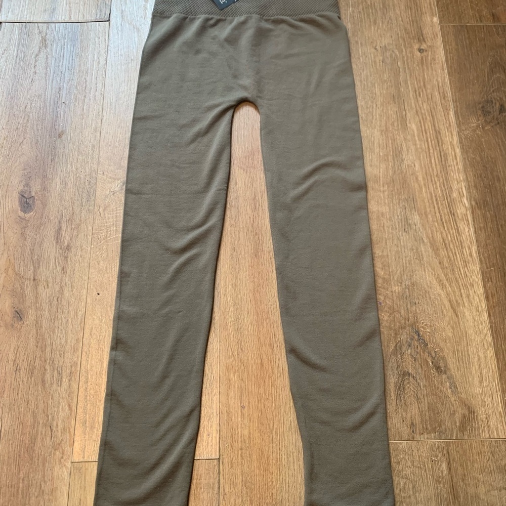 Kids soft green Leggings Sofra